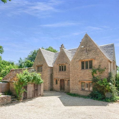 Calmsden Cottage, Cirencester