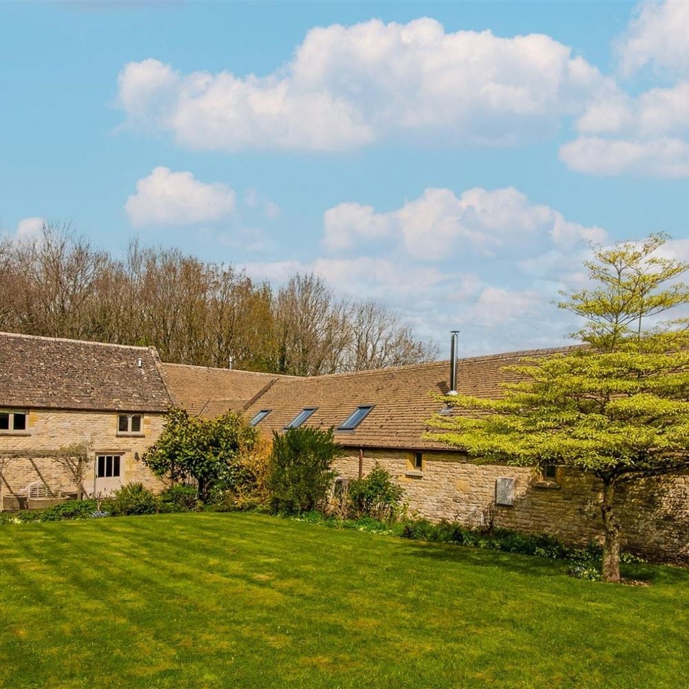 Image for article: Living it large in the Cotswolds