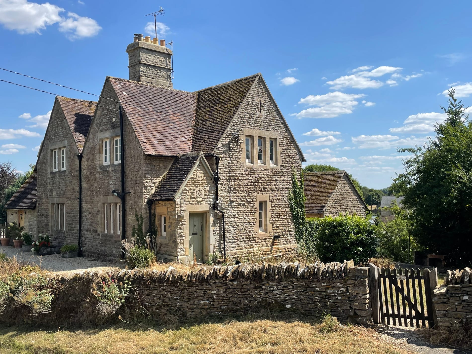 34 Eastleach