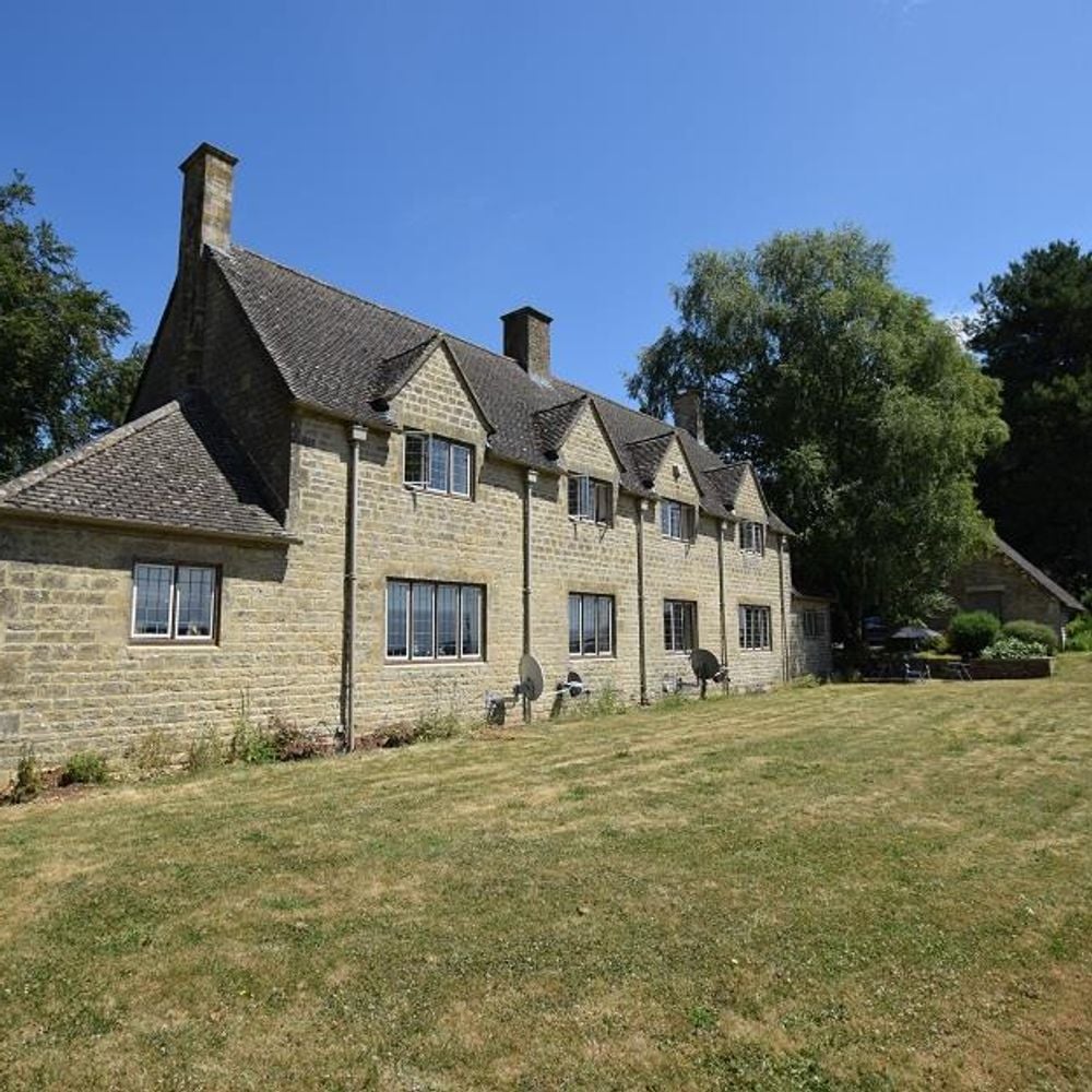 1 Bourton Hill