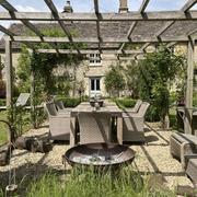 Cotswolds garden