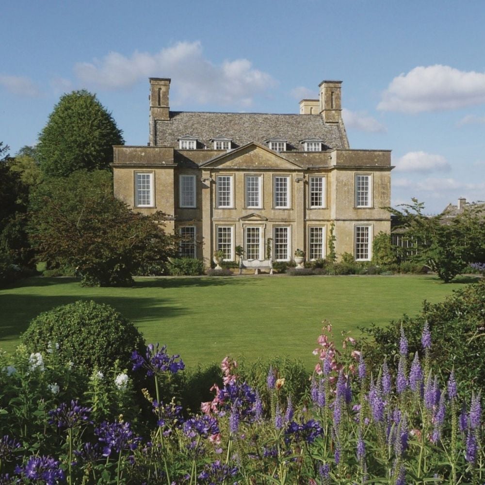 Image for article: Glorious Cotswold Gardens!