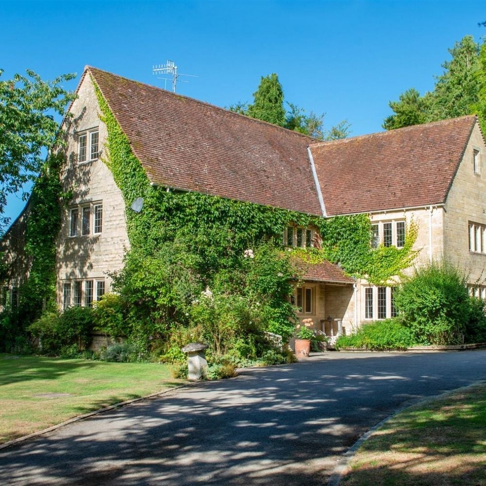 Image for article: With buyers wanting to get on with their lives, demand is strong for ‘ready to move into’ homes in the Cotswolds