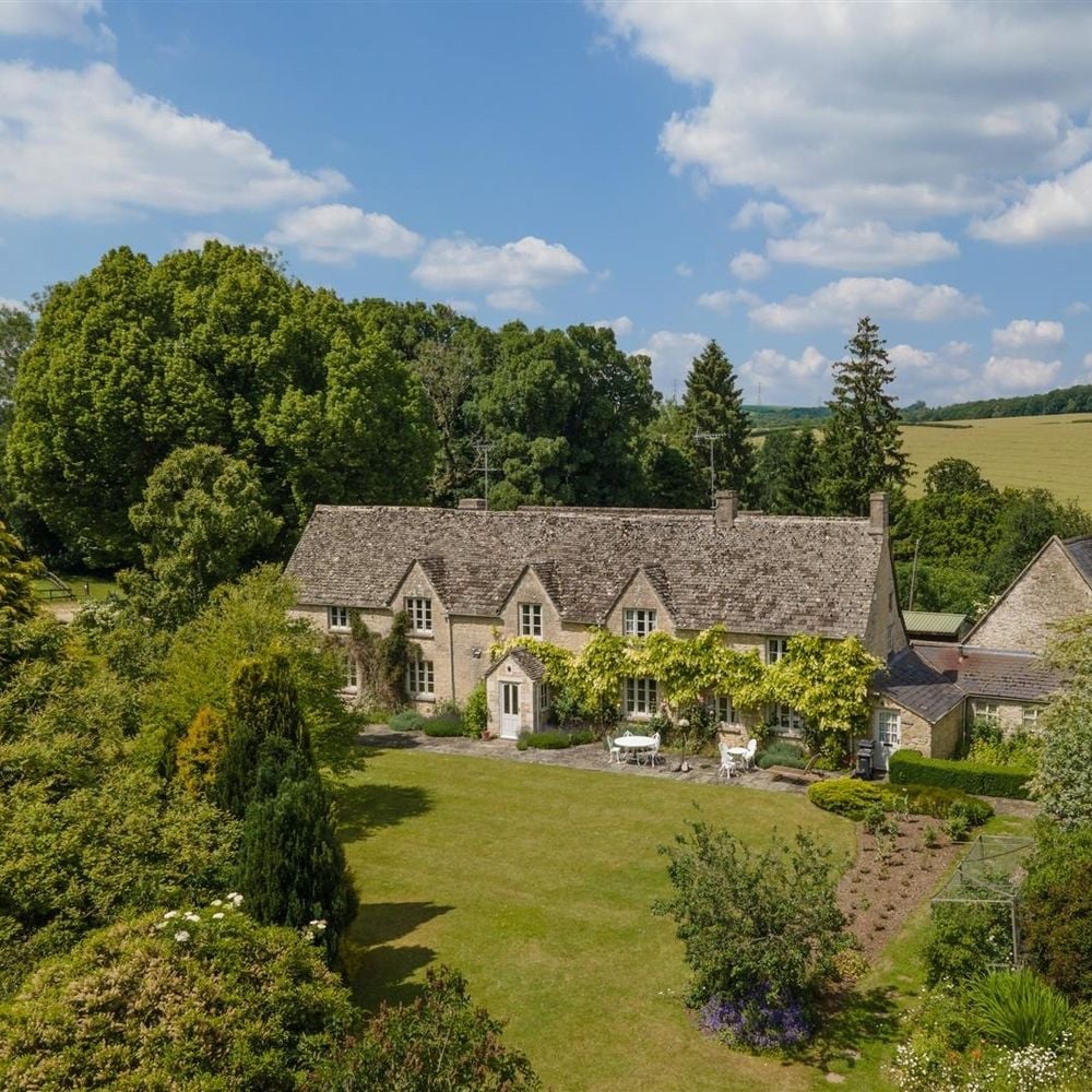 Image for article: Cotswold Market Comment - March 2023