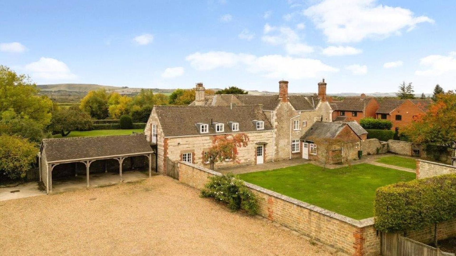 Longcot House - Main