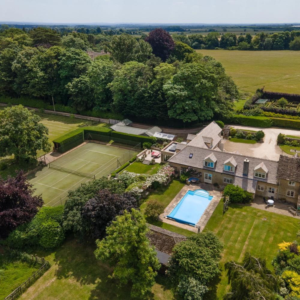 Waterton Stables, Ampney Crucis, Gloucestershire