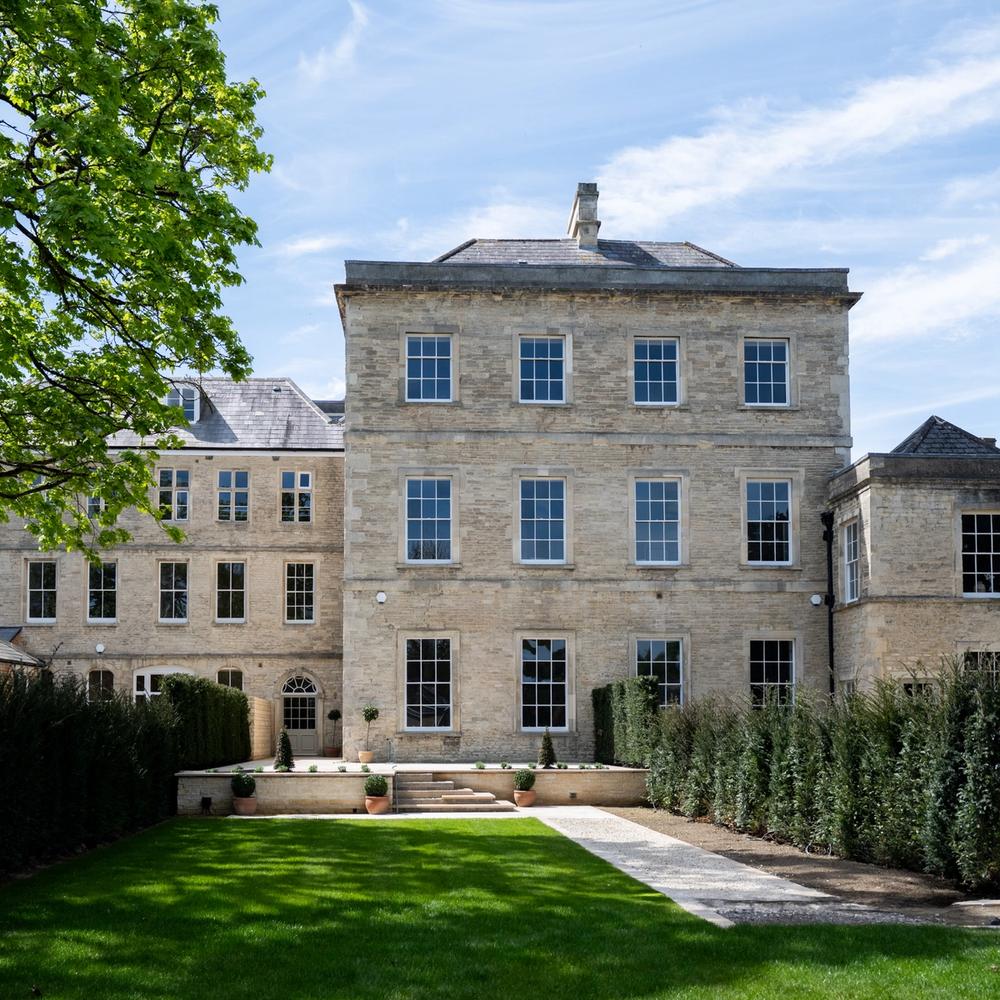 Cotswold Stone Georgian Home