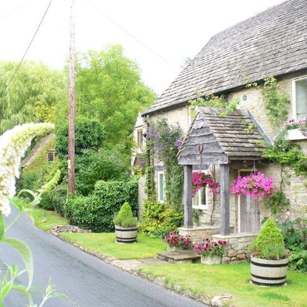 Image for article: The Tenants Fees Act, And Ongoing Tenancies